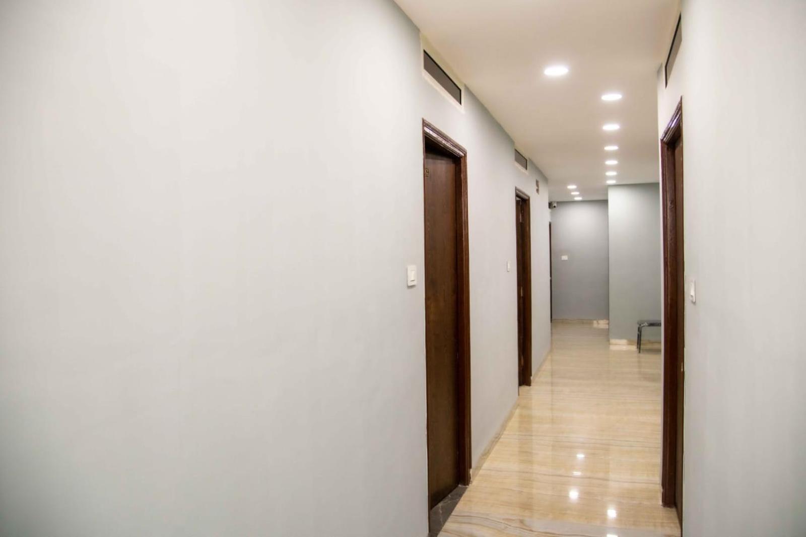 Hotel Abhinandan Indaur Kültér fotó